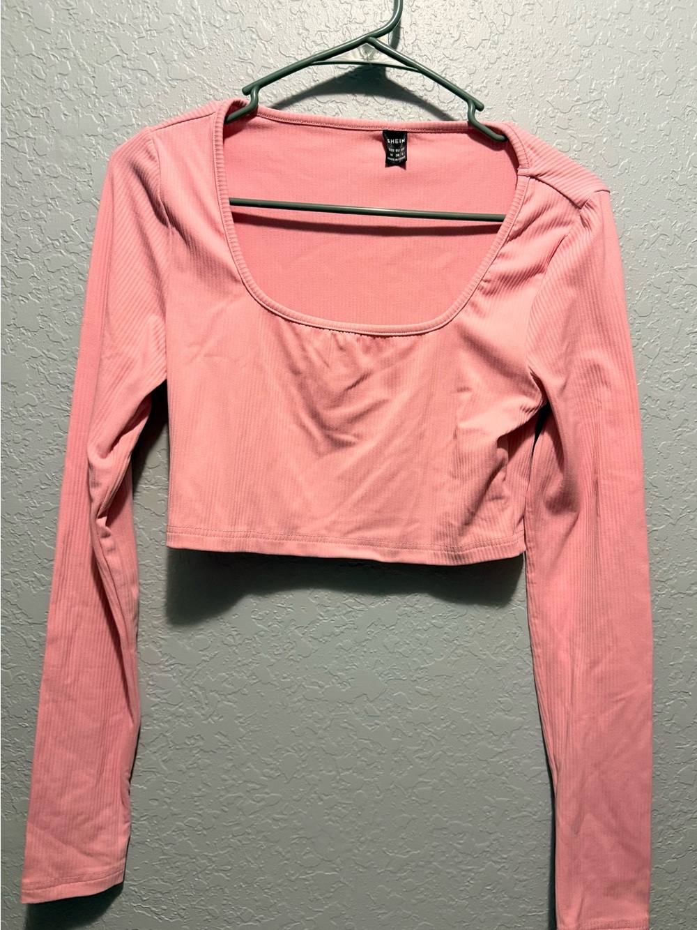 SHEIN Pink Ribbed Long-Sleeve Scoop Neck Crop Top